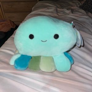 NWT Stackable 8” Olga the Octopus